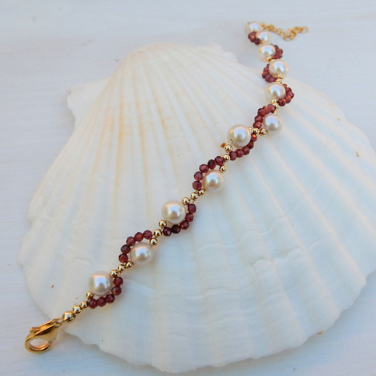 Granaat met zoetwater Parel armband