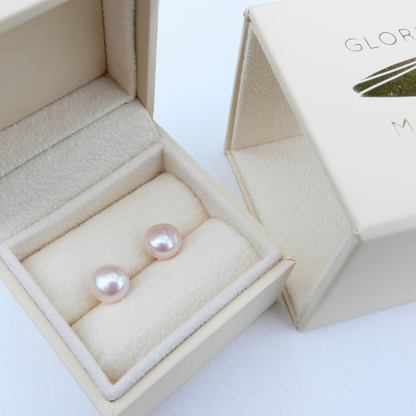 Pearl stud earrings white 10mm