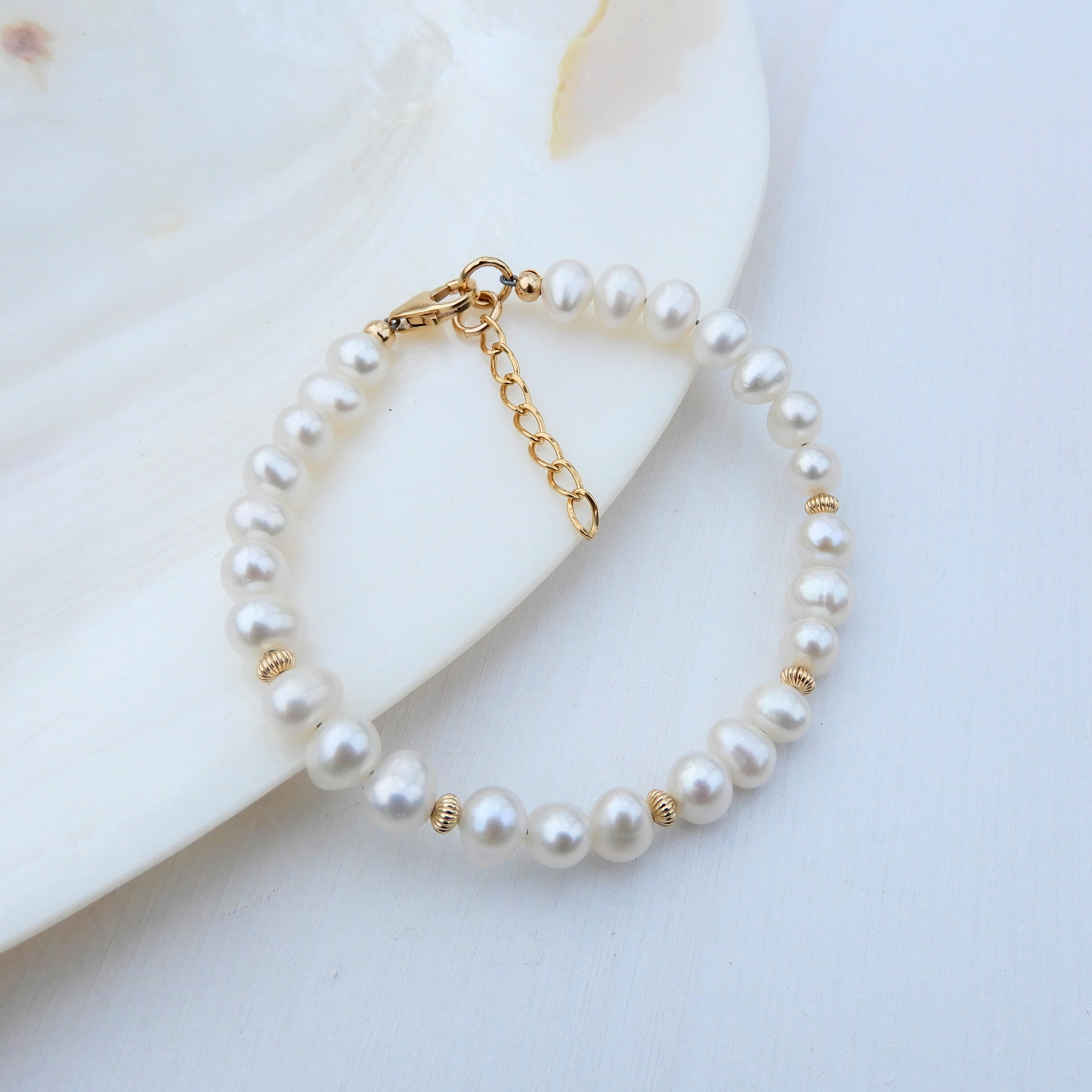 Pearl bracelet 6-7mm gold filled