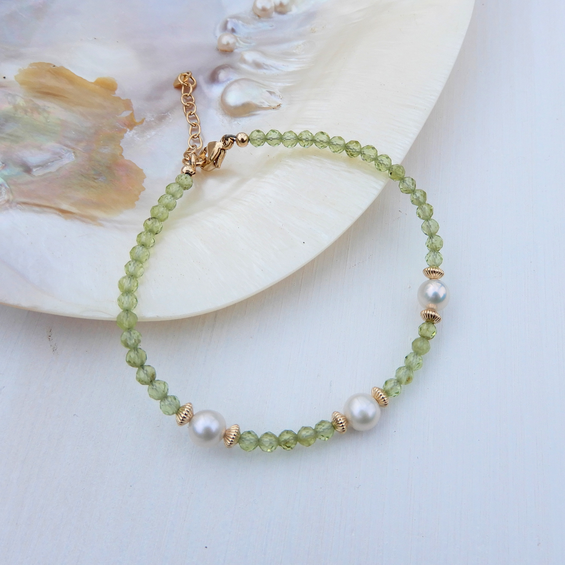 Peridot/Pearl bracelet 2,5mm