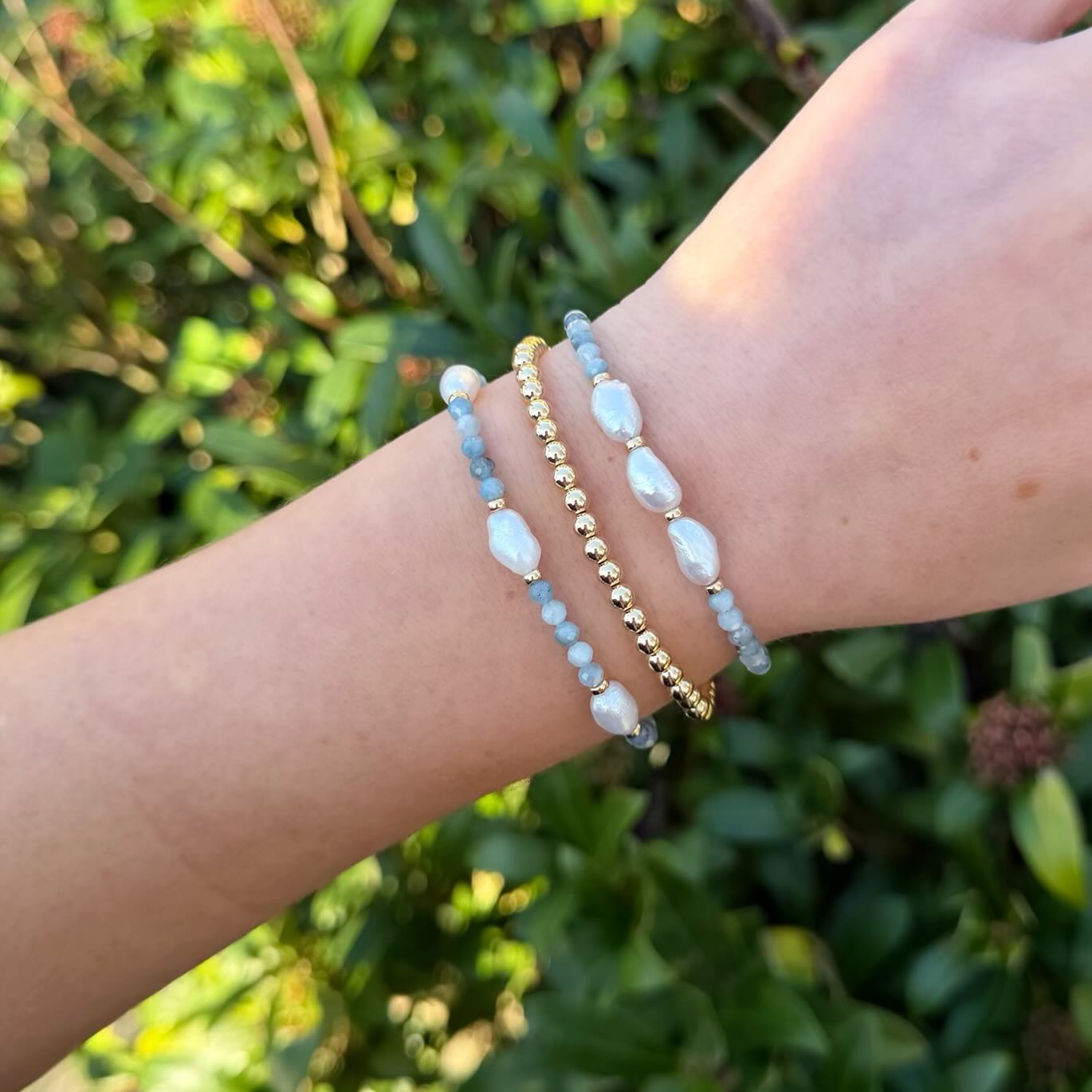 Aquamarijn armbanden set in combinatie met zoetwater Parel.