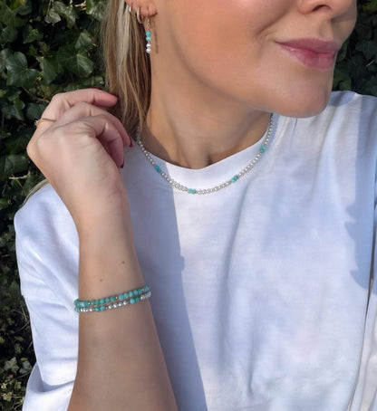 Sieraden set bestaande uit zoetwater Parel en Amazoniet.