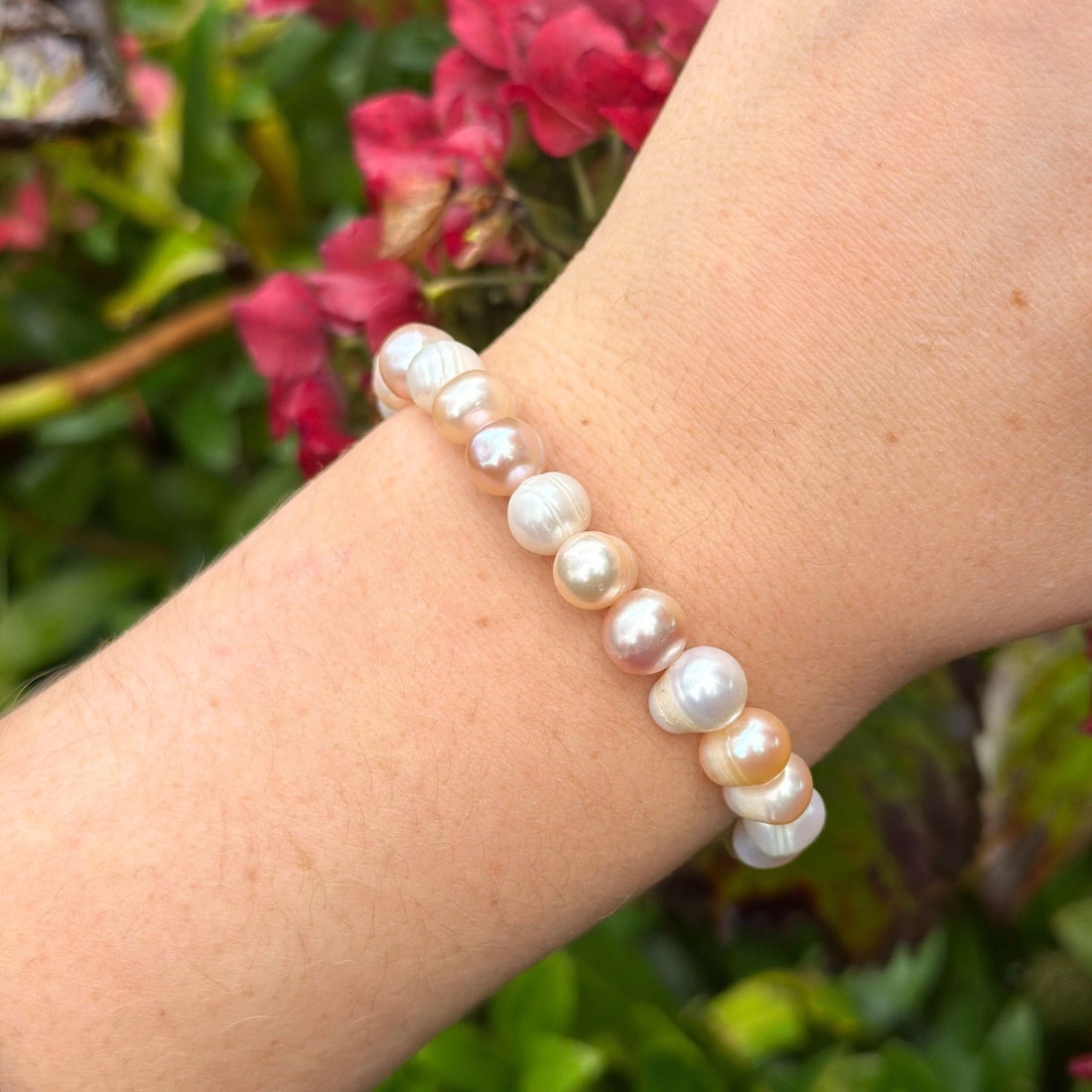 Prachtige zoetwater Parel armband van 9mm met mix kleuren.
